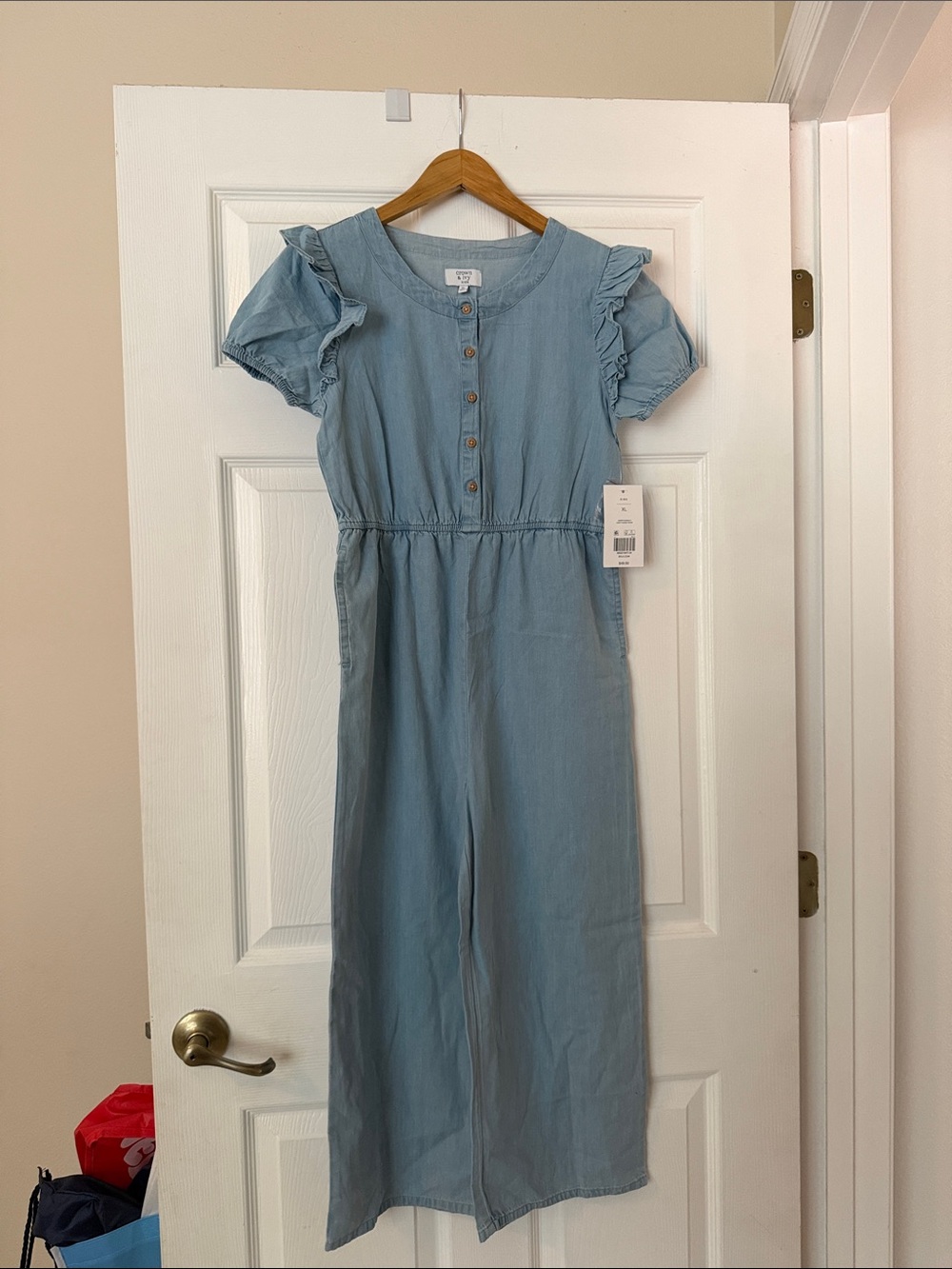 Crown & Ivy Kids Sky Blue Button-Up Top